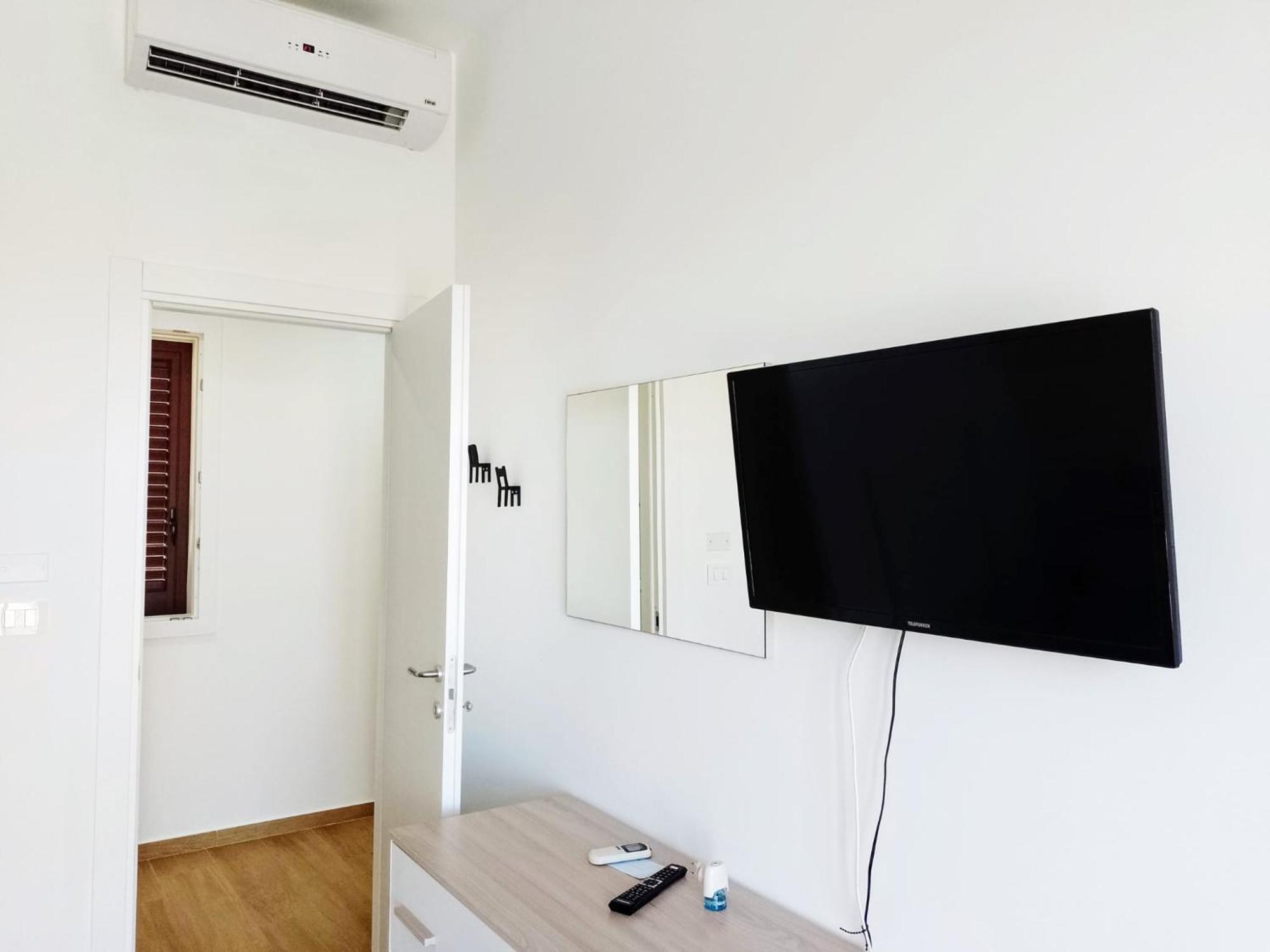 Granatelli Holiday Home Altavilla Milicia Exterior foto
